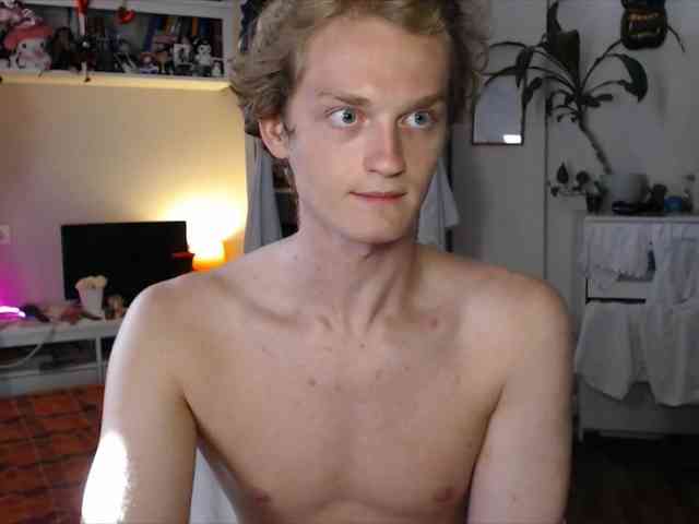 DanielYumm Sex Cam Show