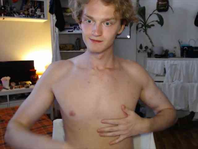 DanielYumm Sex Cam Show