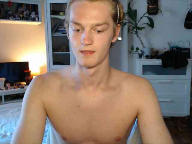 DanielYumm Sex Cam Show