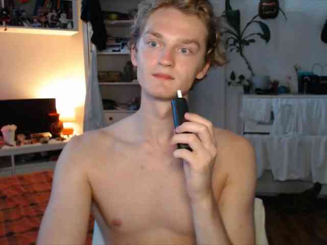 DanielYumm Sex Cam Show