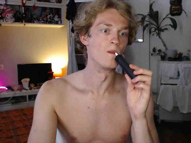 DanielYumm Sex Cam Show