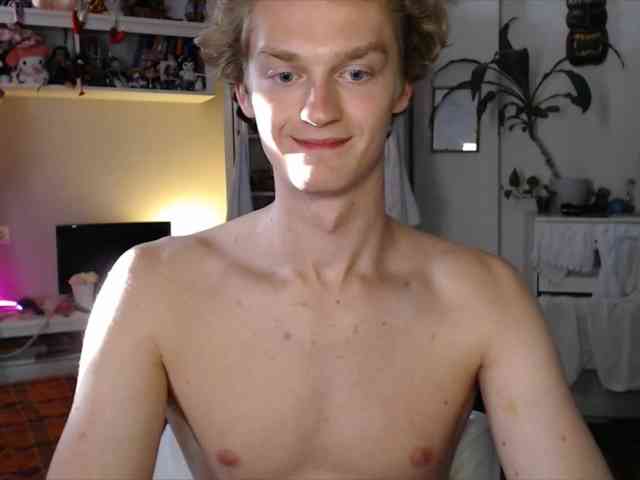DanielYumm Sex Cam Show
