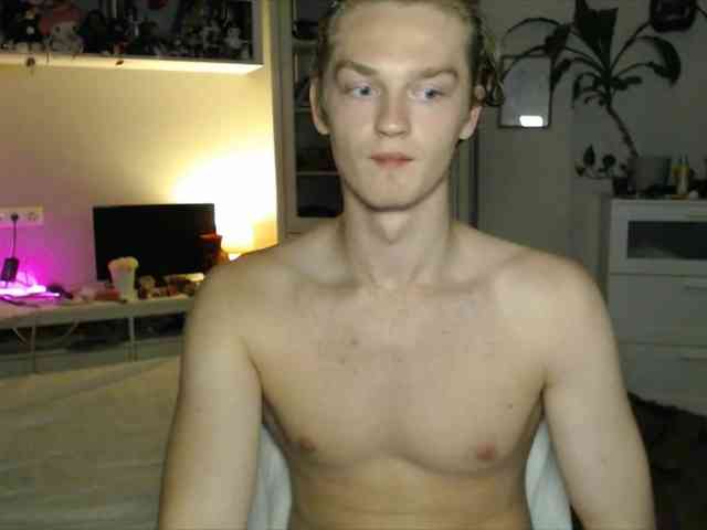 DanielYumm Sex Cam Show
