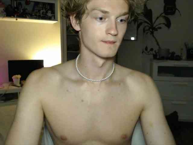 DanielYumm Sex Cam Show