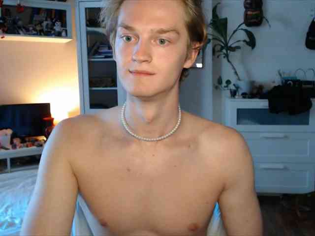 DanielYumm Sex Cam Show
