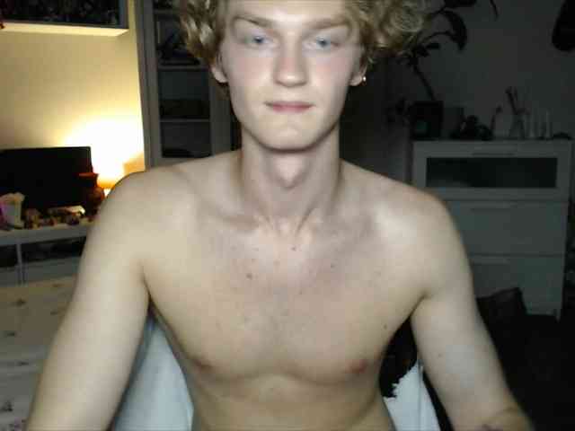 DanielYumm Live Webcam on BongaCams