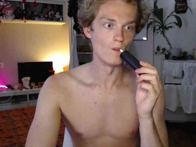 DanielYumm Sex Cam Show