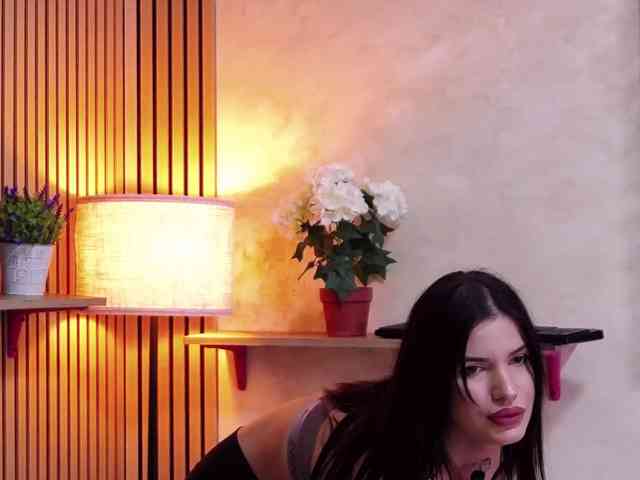 RaniaMuse webcam