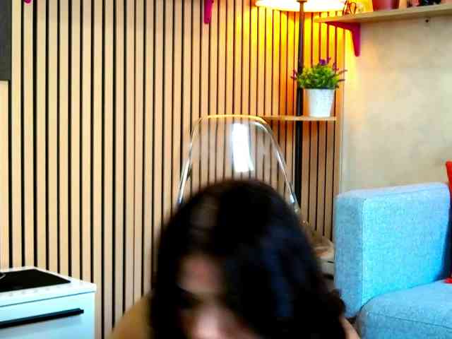 RaniaMuse webcam