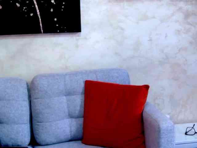 RaniaMuse webcam