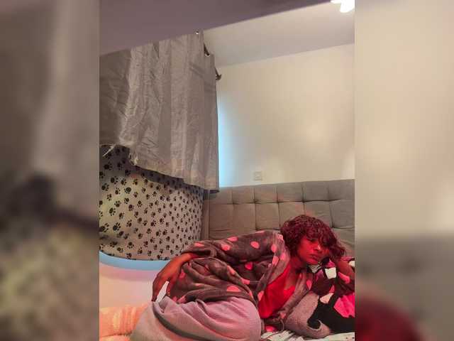 Halina live webcam show