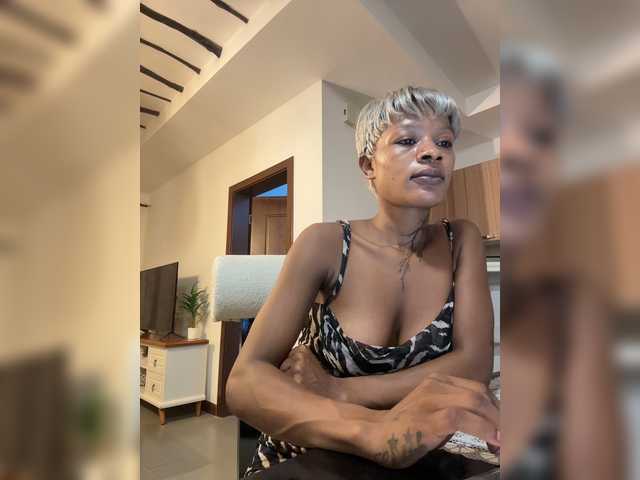 halina live cam on BongaCams