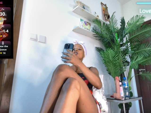 SakuraSweetie webcam