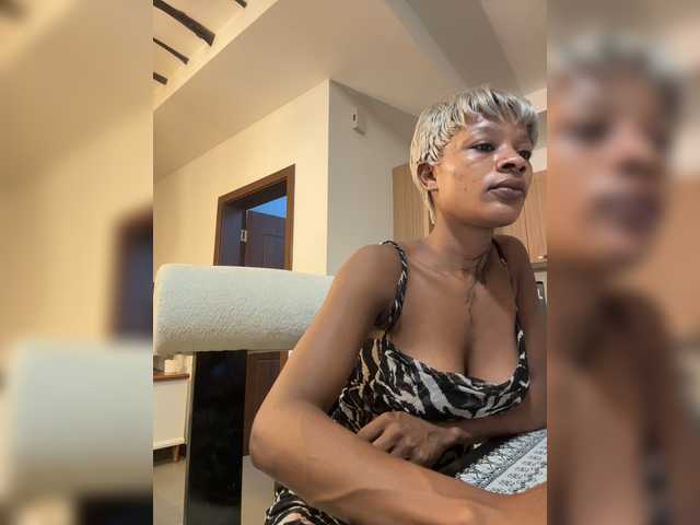 halina live cam on BongaCams
