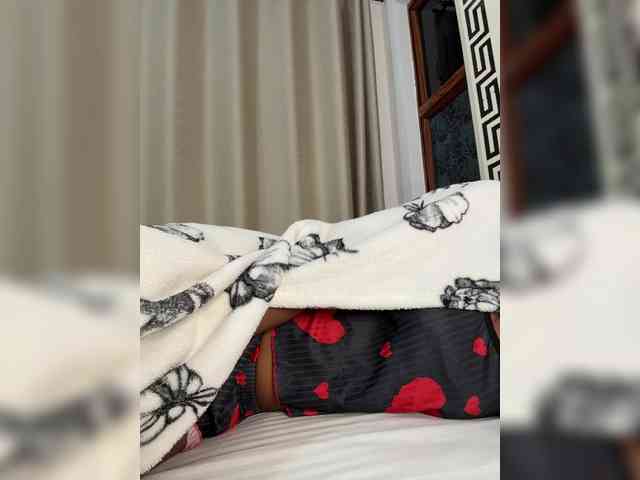 SakuraSweetie webcam