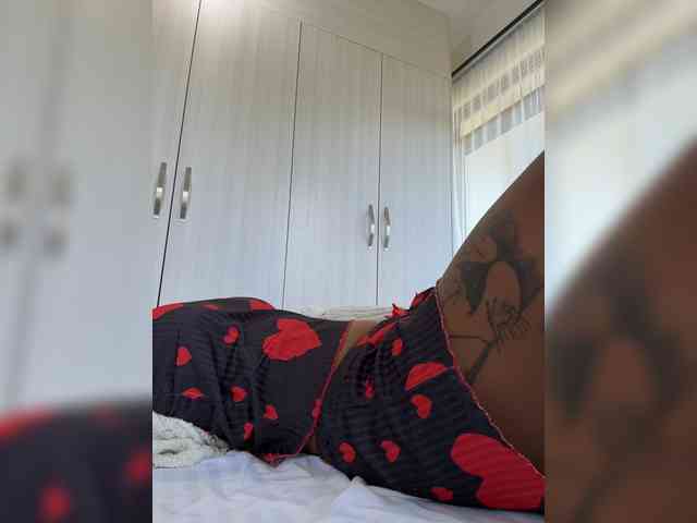 SakuraSweetie webcam