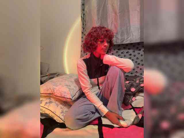 halina Live Webcam on BongaCams