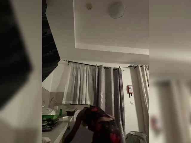 SakuraSweetie webcam