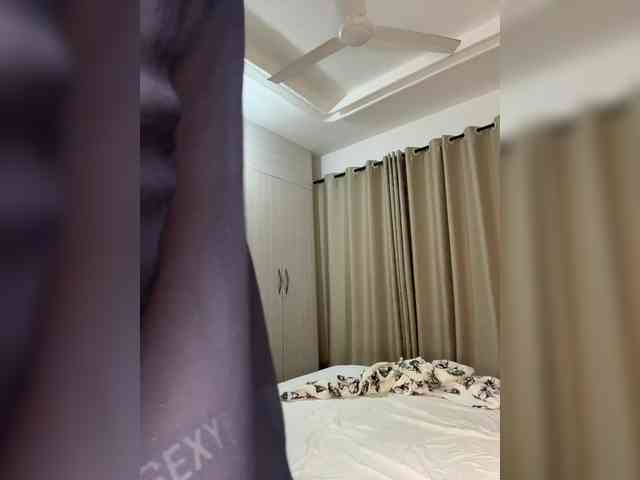 SakuraSweetie webcam