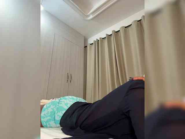 SakuraSweetie webcam