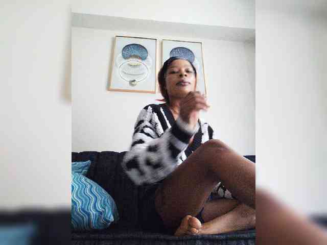SakuraSweetie webcam