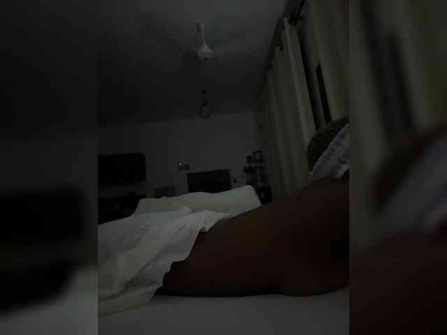 SakuraSweetie webcam