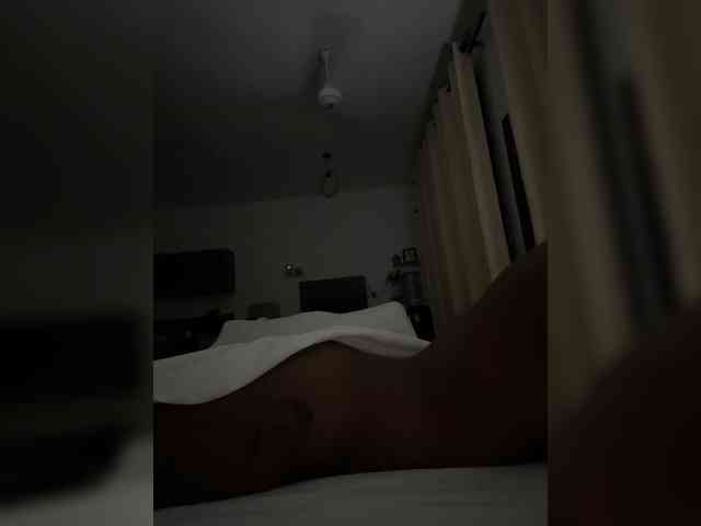 SakuraSweetie webcam