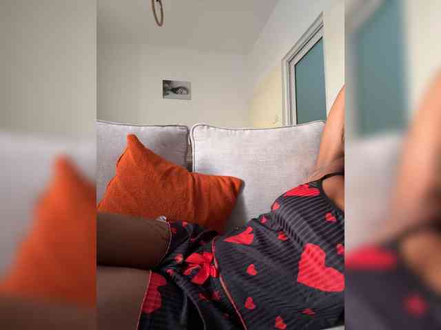 SakuraSweetie webcam