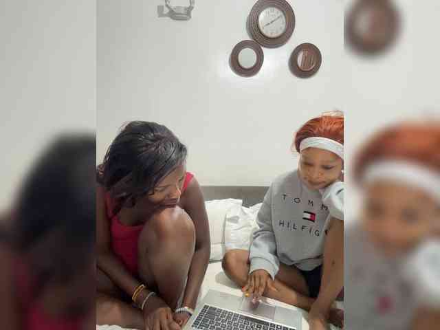 Sexycouple69Z webcam