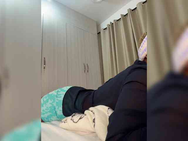 SakuraSweetie webcam