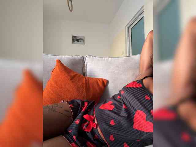 SakuraSweetie webcam