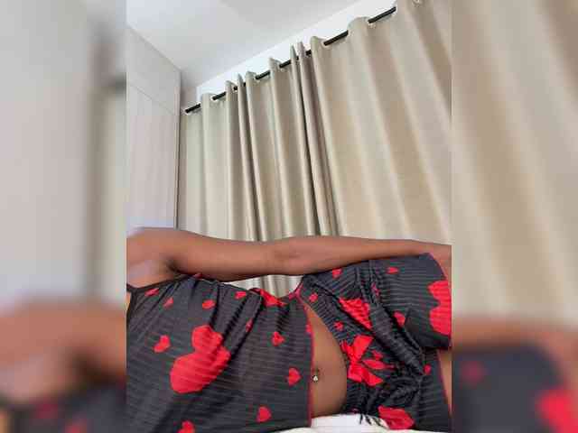 SakuraSweetie webcam