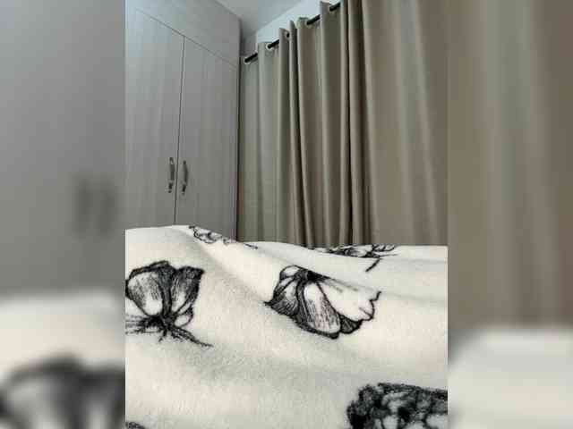 SakuraSweetie webcam