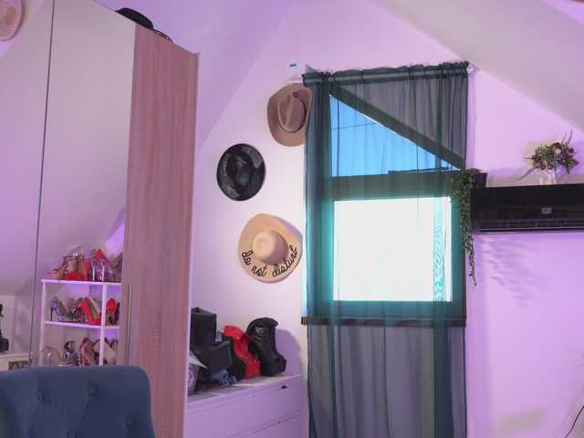 VixenIvy live cam