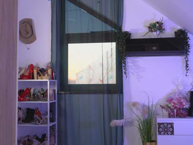VixenIvy webcam