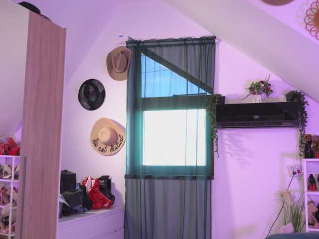 VixenIvy live webcam show