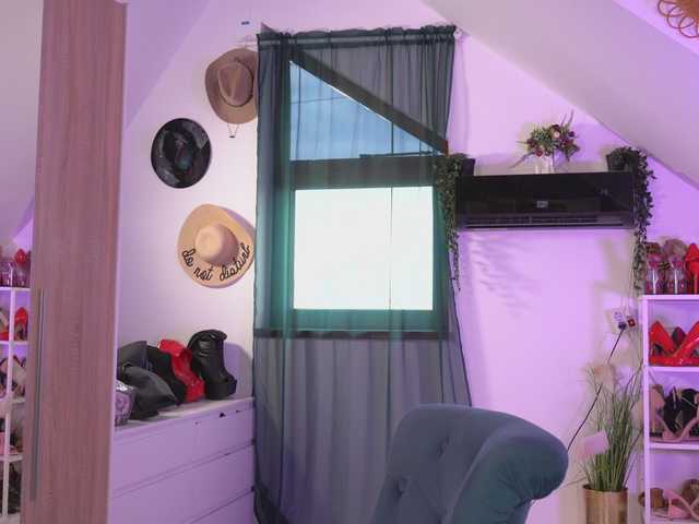 VixenIvy live webcam show