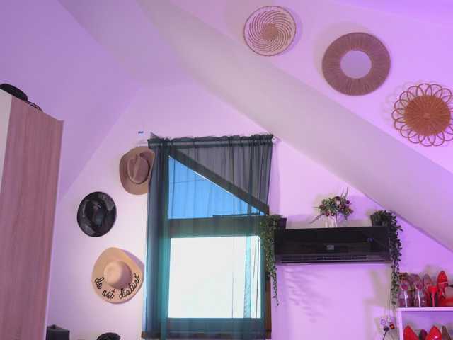 VixenIvy live webcam show