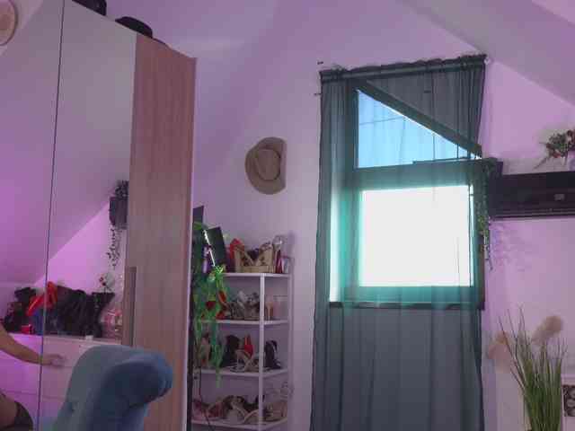 VixenIvy webcam