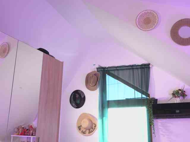 VixenIvy webcam