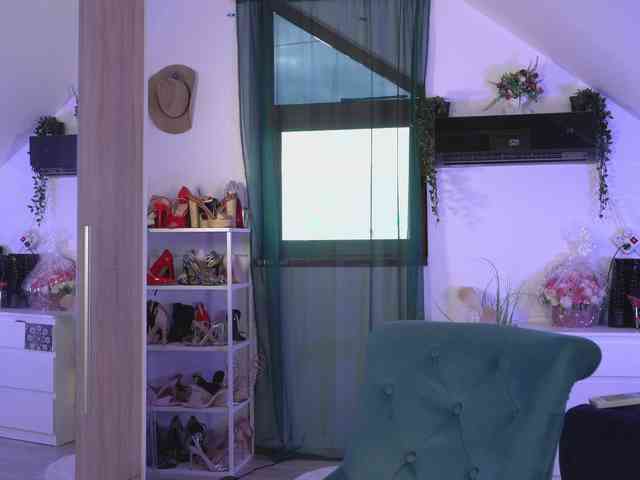 VixenIvy webcam