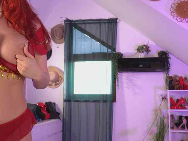 VixenIvy webcam