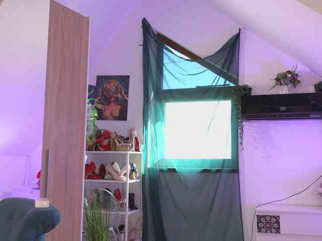 VixenIvy webcam