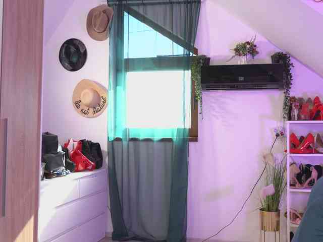 VixenIvy webcam