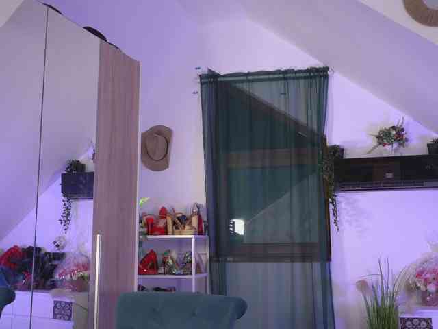 VixenIvy webcam