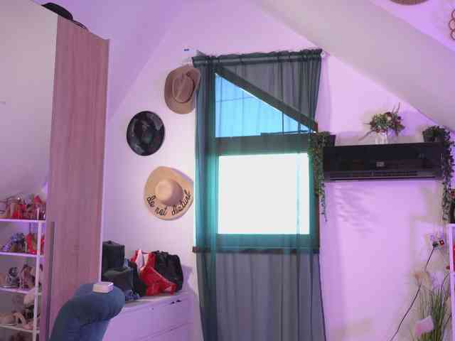VixenIvy webcam