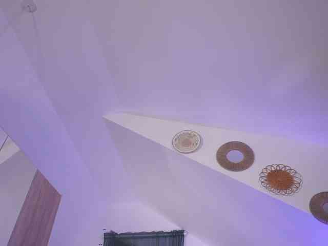 VixenIvy webcam