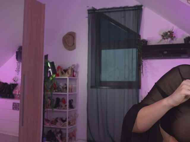 VixenIvy webcam