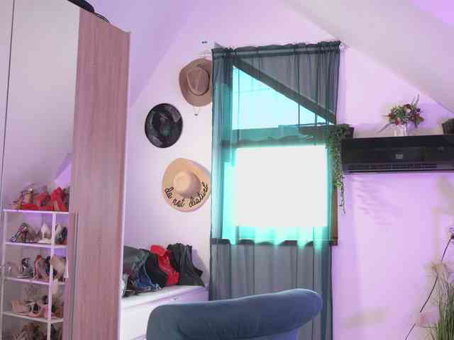 VixenIvy webcam