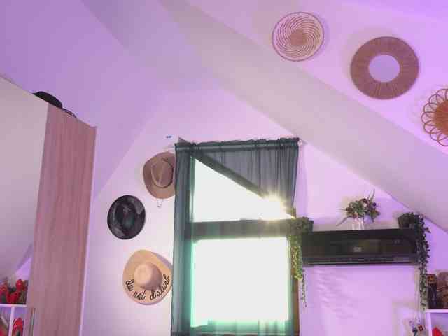 VixenIvy webcam